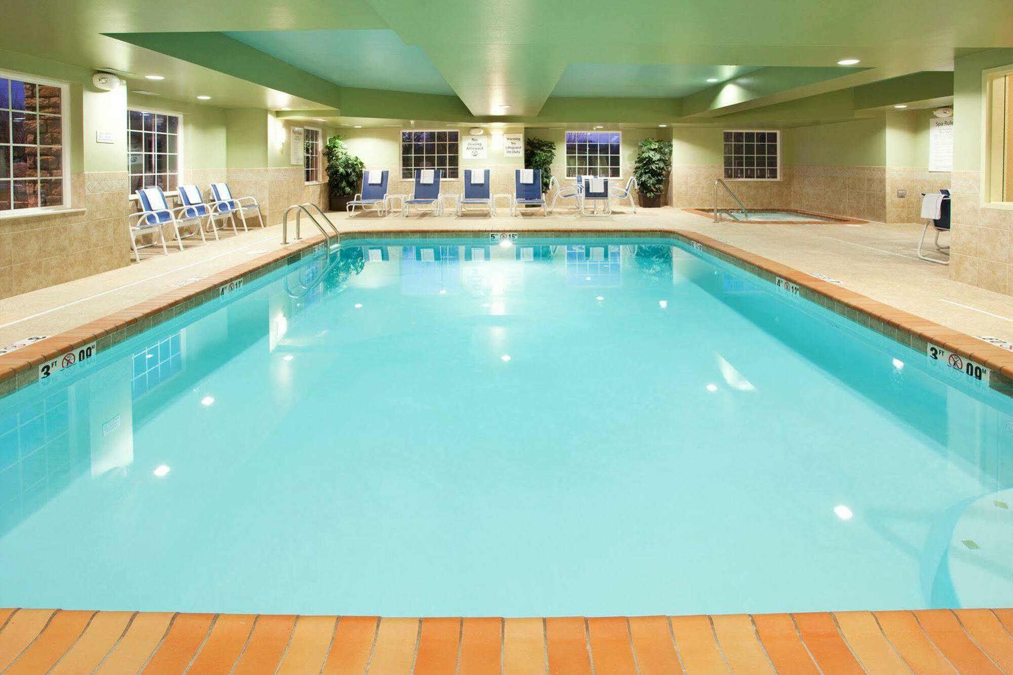Holiday Express - Columbus - By Ihg